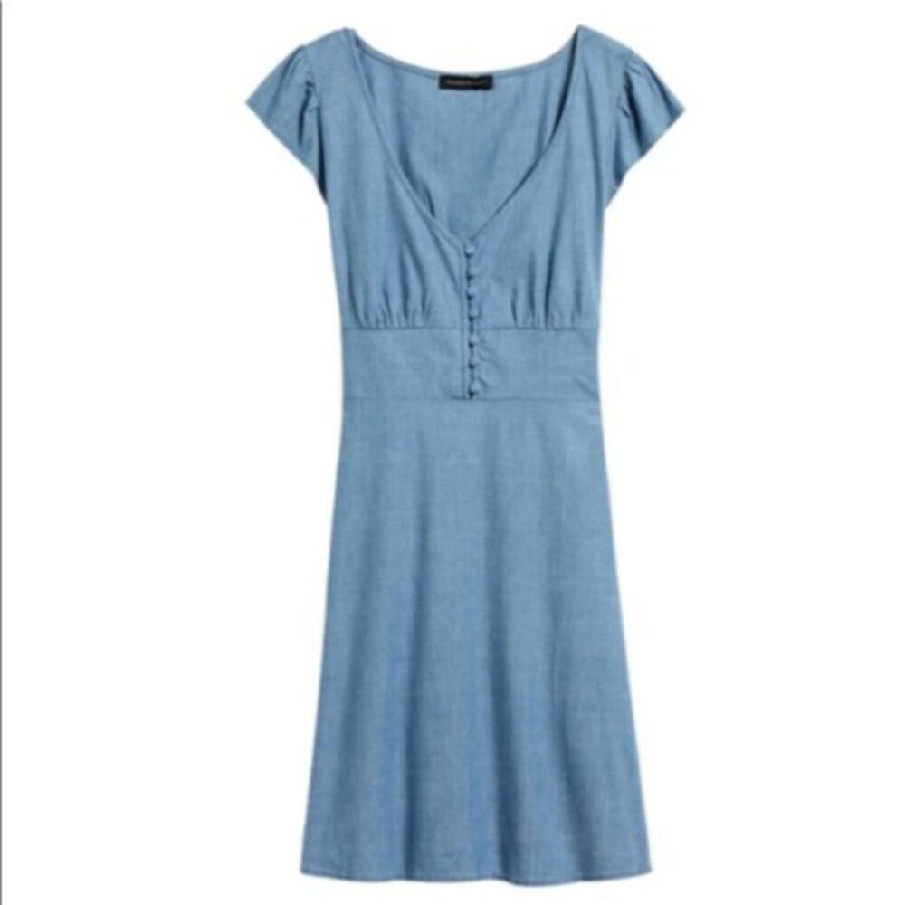 Chambray Banana Republic Button-Front Dress (NWT)